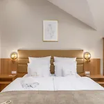 Dom Zlote Pola *