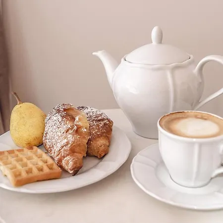 Dom Zlote Pola Hotel *