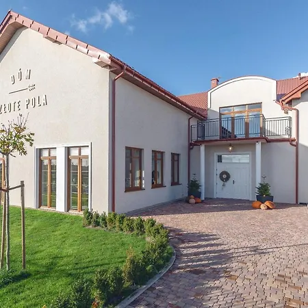 Dom Zlote Pola Hotel *