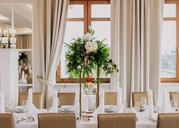 Dom Zlote Pola Hotel *