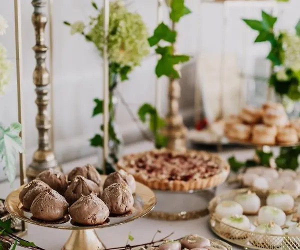 Dom Zlote Pola Hotel *